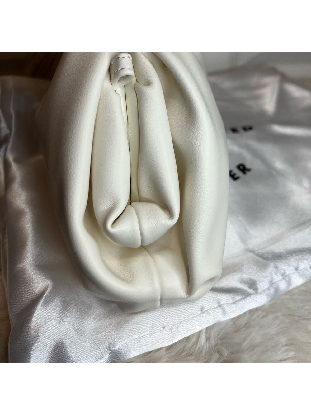 UNDERSTATED LEATHER CLUTCH CROSSBODY VEGAN LEATHER - Picture 8 of 12